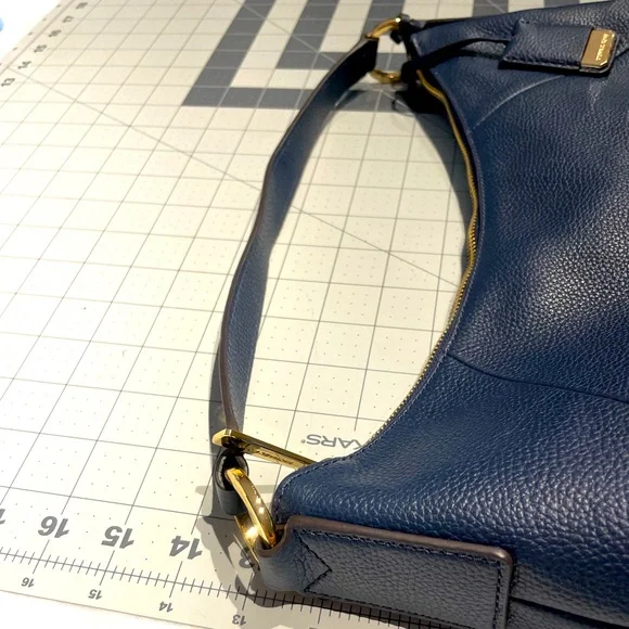 Navy & Gold Michael Kors Purse - Picture 9 of 10